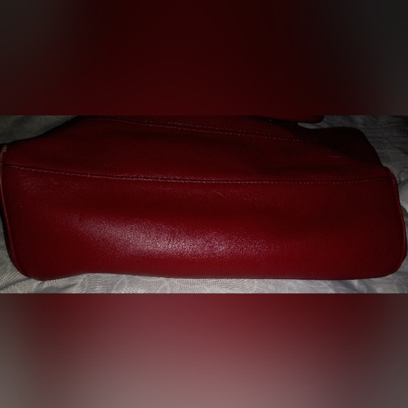 Red Leather Coach Bag - Large Purse - Picture 5 of 6